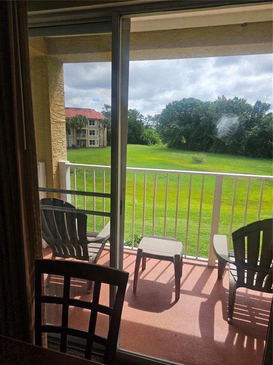 Condo - Hotel at 6402 PARC CORNICHE DR #5204, ORLANDO, photo 10 of 25