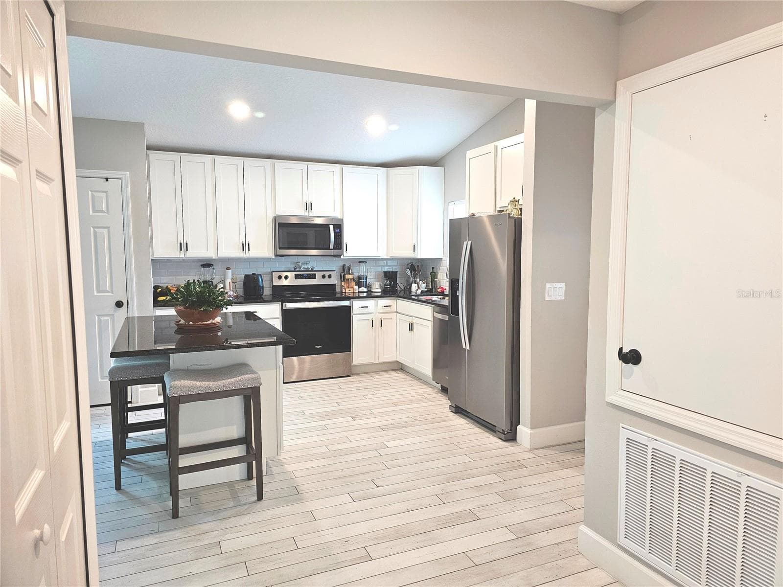 Single Family Residence at 259 TOMS RD, DEBARY, photo 6 of 29
