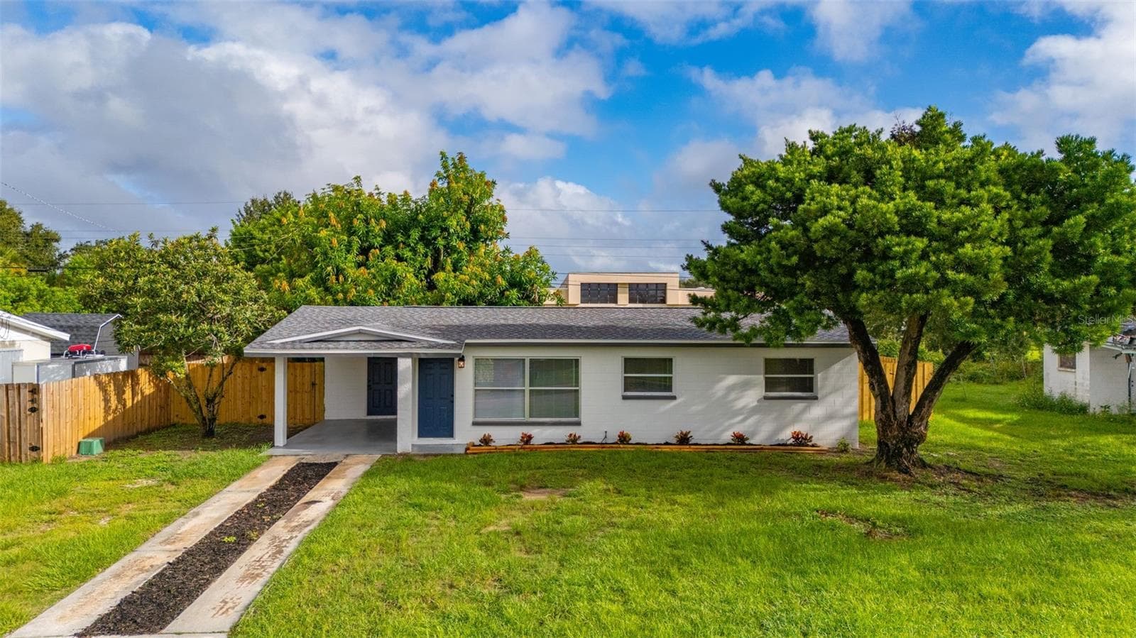 360 FISHER LN