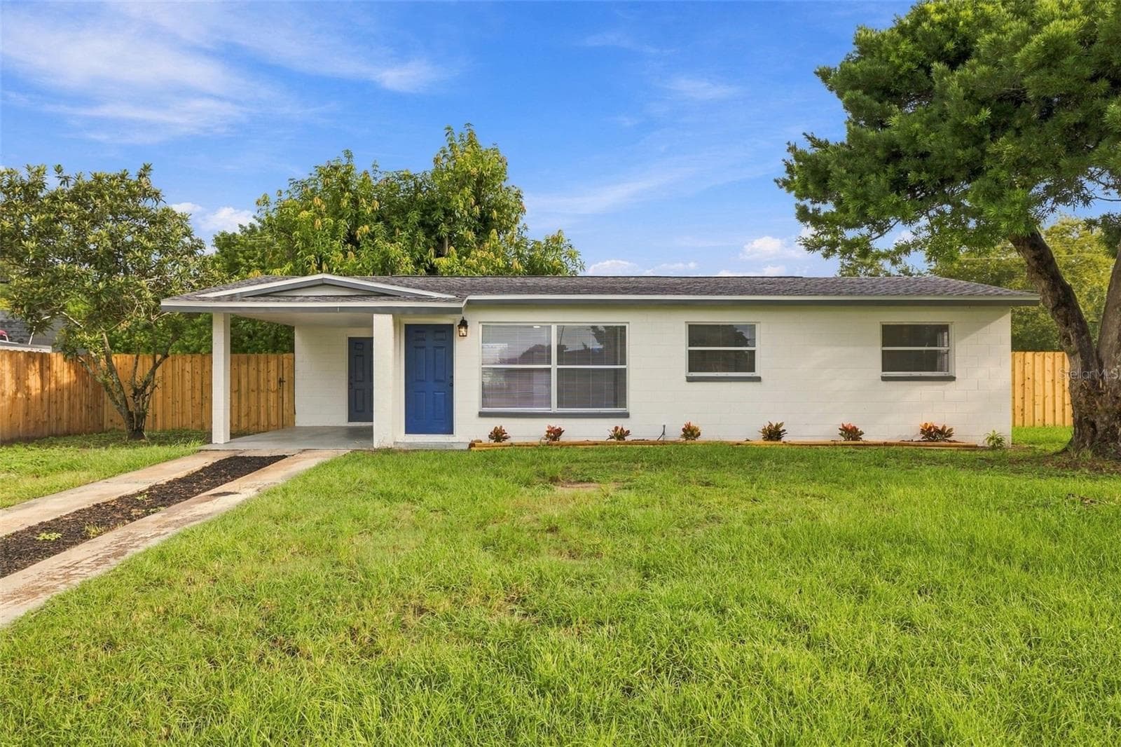 Single Family Residence at 360 FISHER LN, MERRITT ISLAND, photo 2 of 65