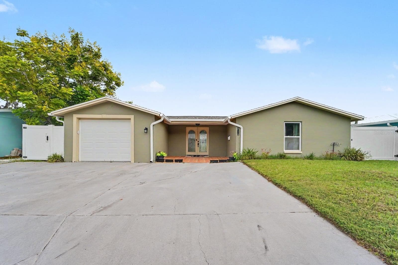 4865 SHELL STREAM BLVD