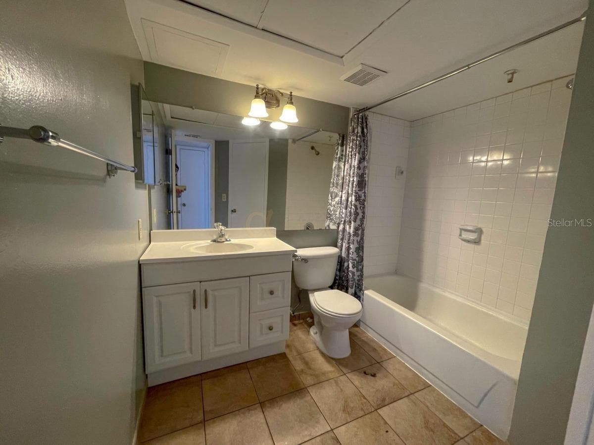 Condominium at 320 FORESTWAY CIR #205, ALTAMONTE SPRINGS, photo 23 of 29