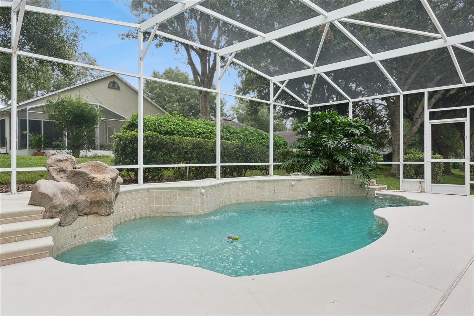 Pool and Enclosure - 3613 WESTERHAM DR, CLERMONT