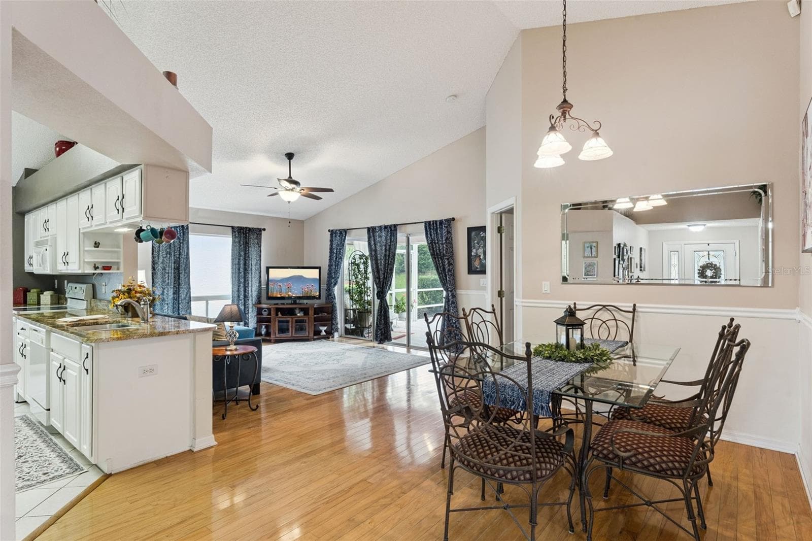 Living, Dining and Kitchen entry - 3613 WESTERHAM DR, CLERMONT
