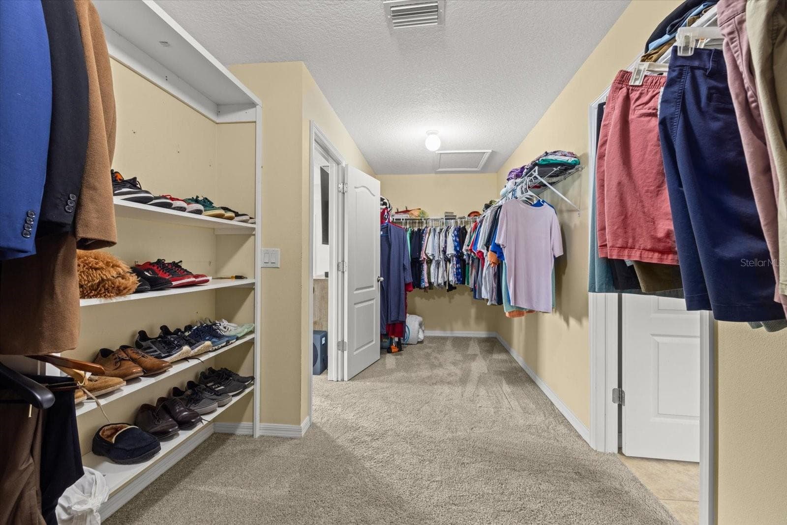 Massive Closet - 7448 47TH AVENUE CIR E, BRADENTON