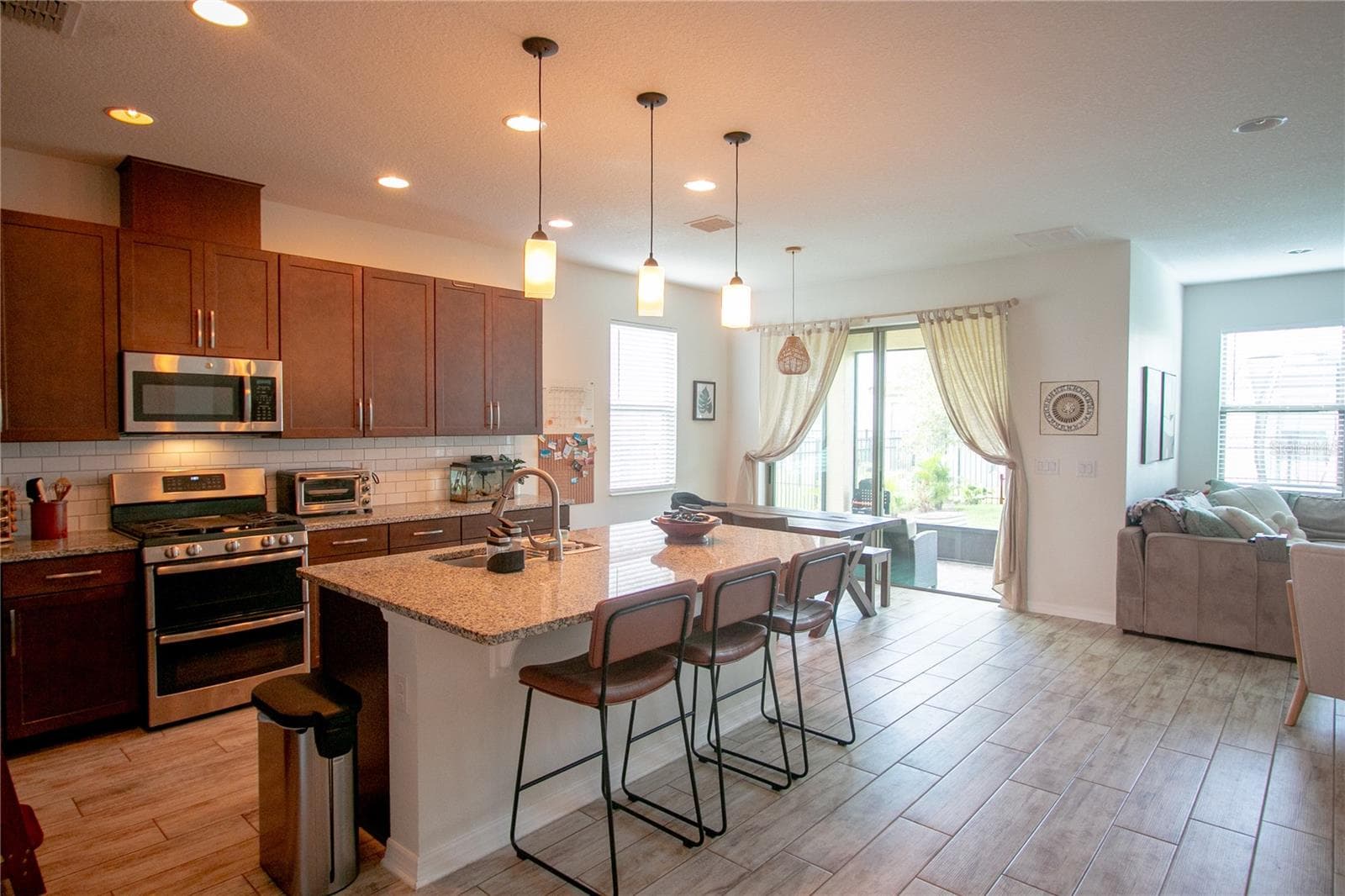 Single Family Residence at 242 ANCONA AVE, DEBARY, photo 18 of 35