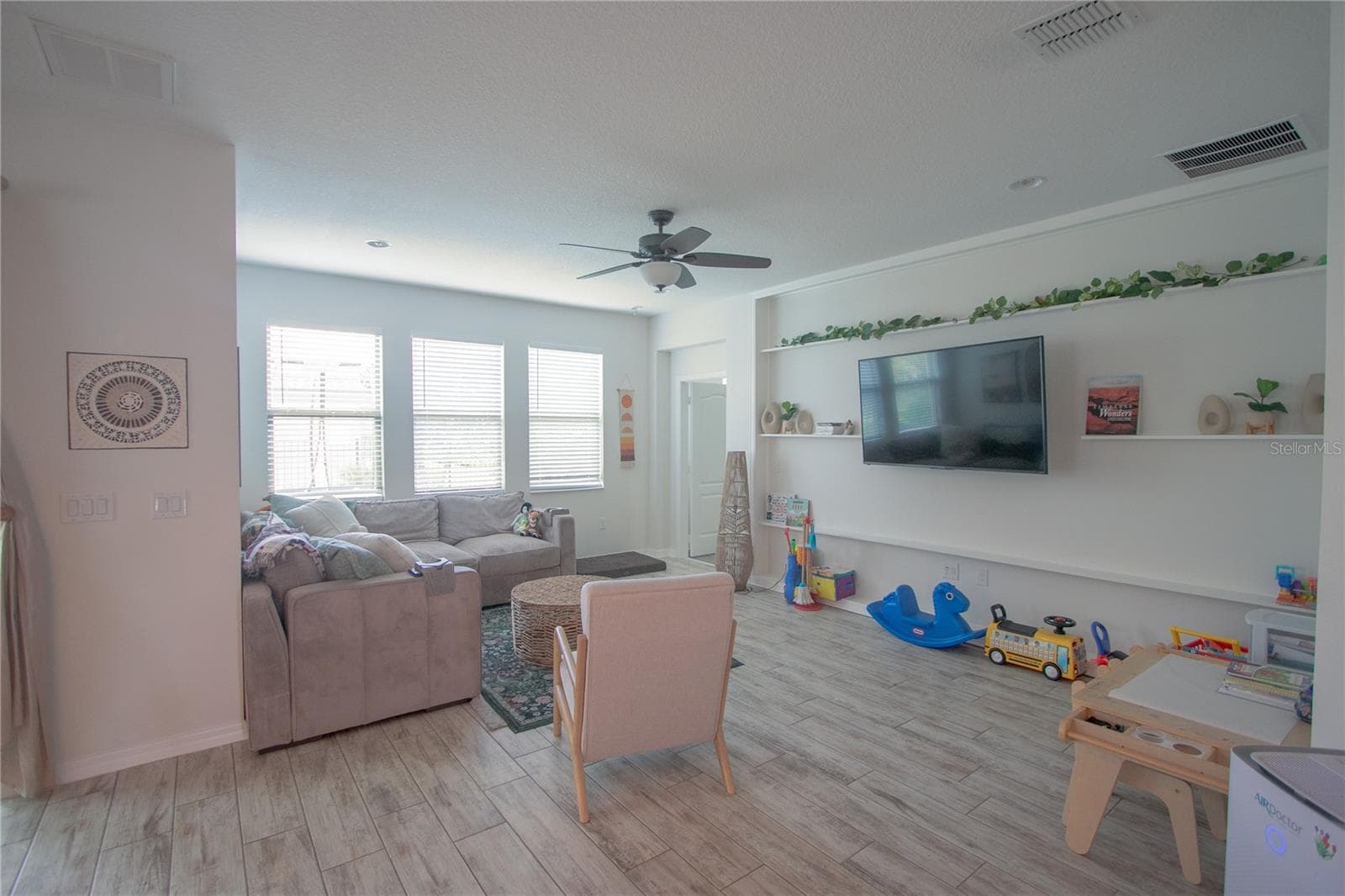 Single Family Residence at 242 ANCONA AVE, DEBARY, photo 19 of 35