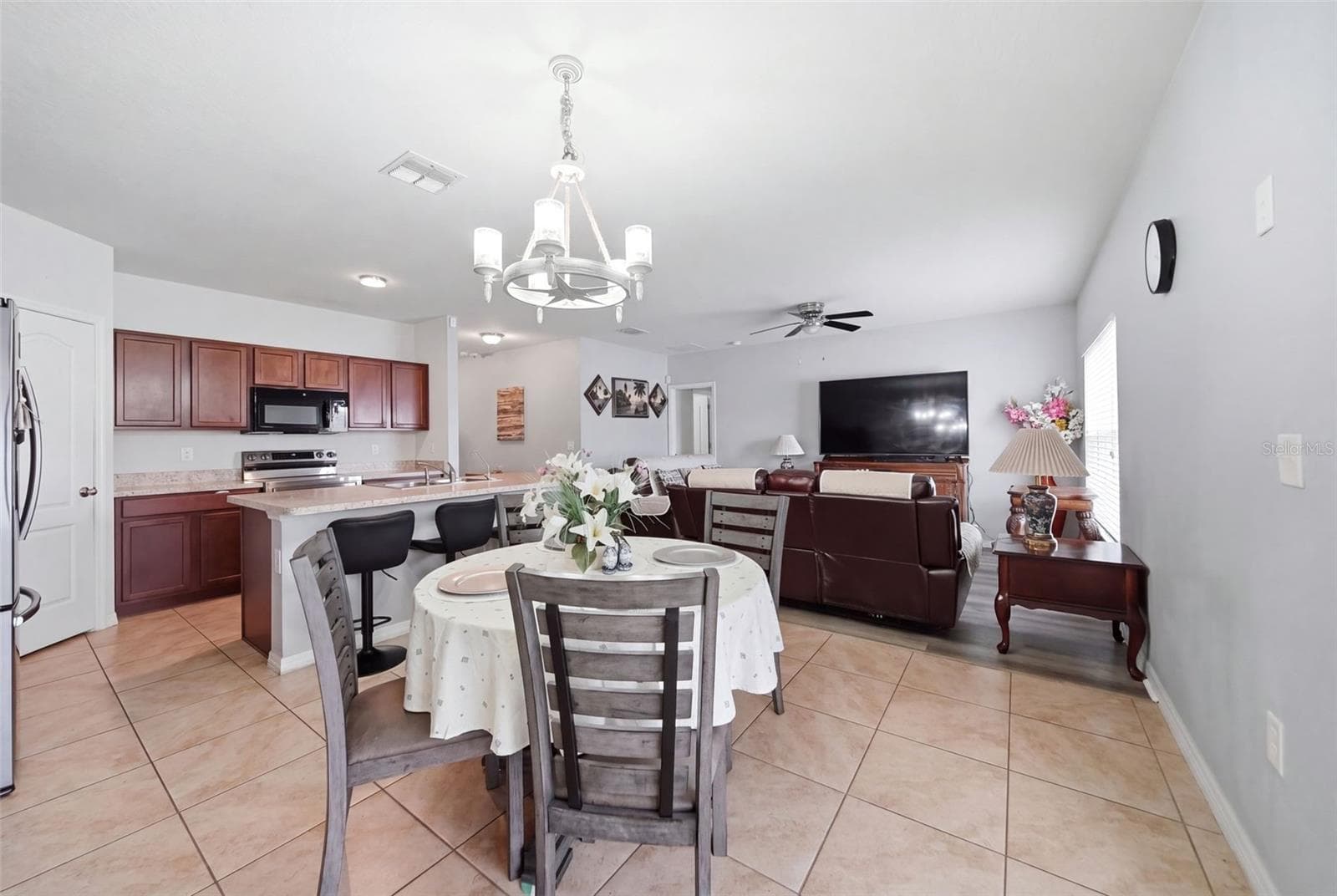Single Family Residence at 255 HAINES BLVD, WINTER HAVEN, photo 11 of 38