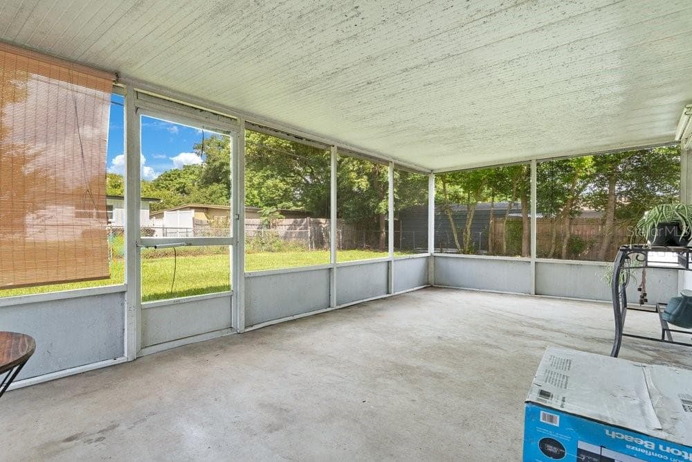 Single Family Residence at 4004 LOUISBURG LN, ORLANDO, photo 17 of 29