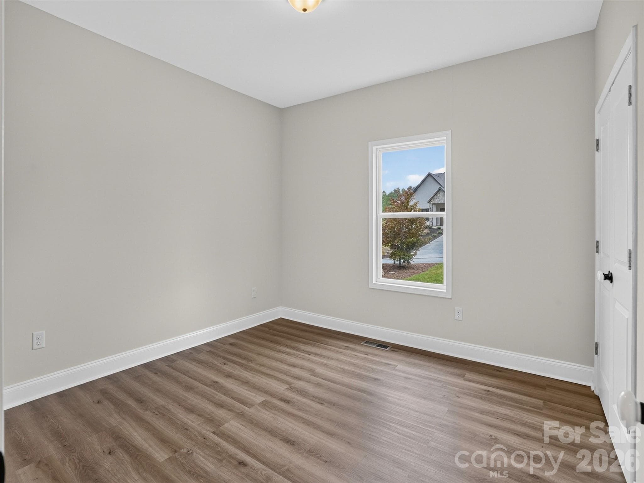 Single Family Residence at 308 Beck Creek Circle, Flat Rock, photo 27 of 47