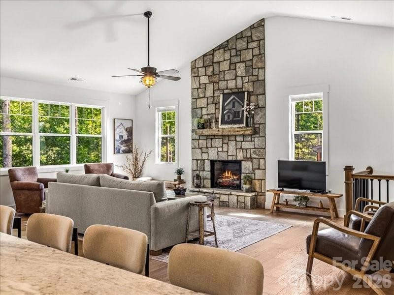 Single Family Residence at Horse Shoe, photo 20 of 96