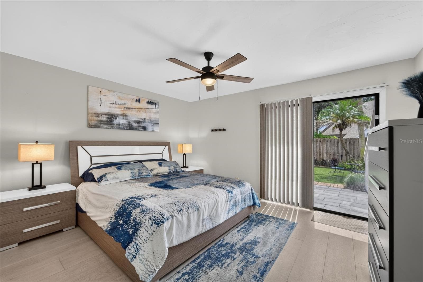 This is a true retreat with a lovely view to the private backyard. - 5205 OAK CHARTER CT, TEMPLE TERRACE