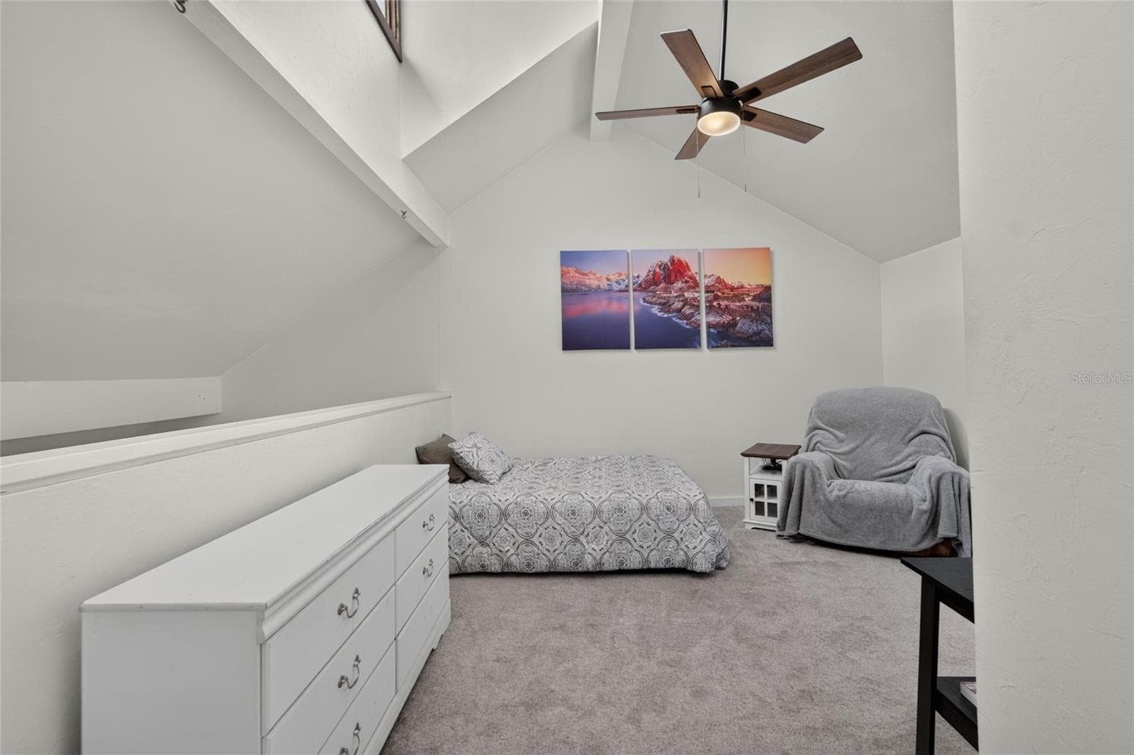 TA DA!!  Now this is a great space.  Bedroom/Loft - 5205 OAK CHARTER CT, TEMPLE TERRACE