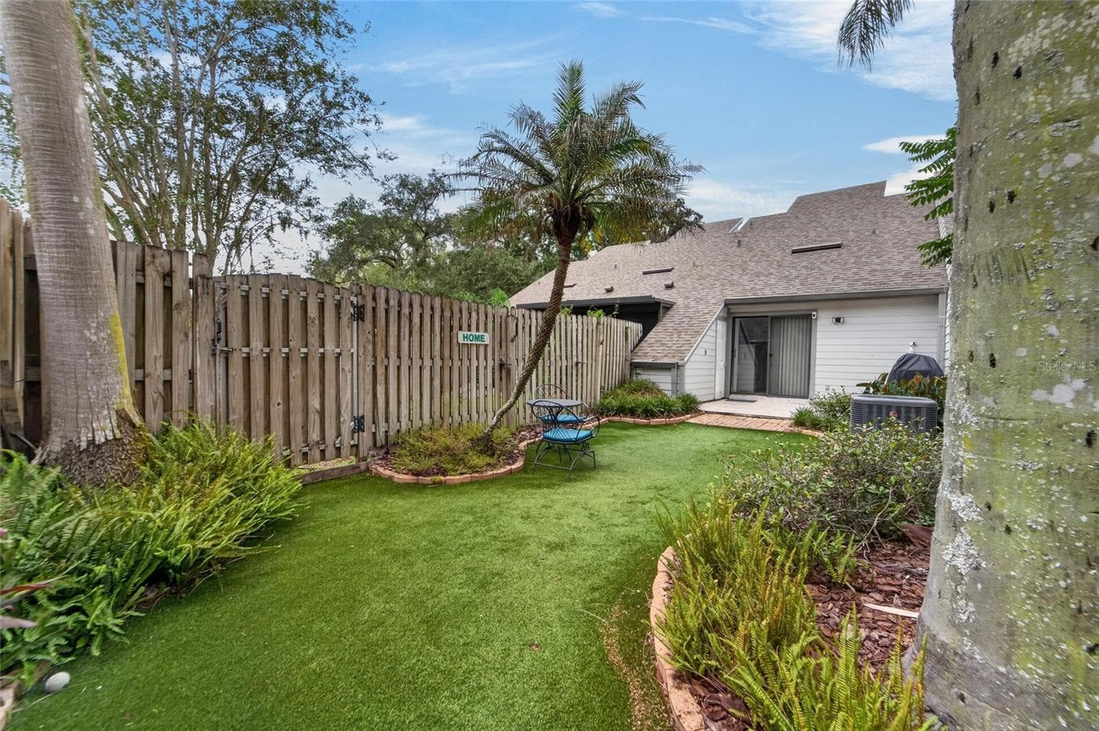Now this is Florida Living at it's BEST! - 5205 OAK CHARTER CT, TEMPLE TERRACE