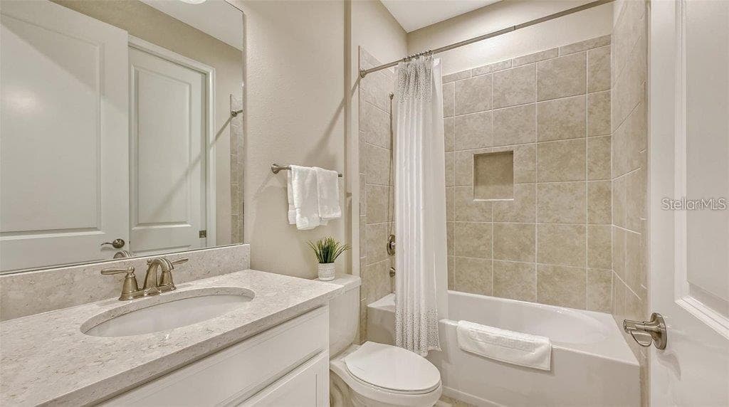 Villa at 15788 SACILE LN, BRADENTON, photo 14 of 47