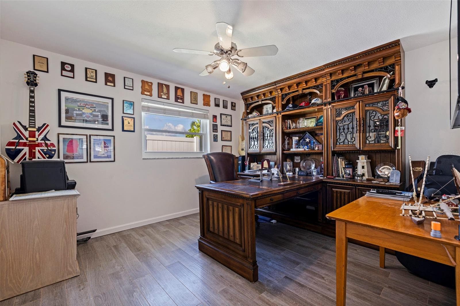 Single Family Residence at 1894 TANGLEWOOD DR NE, ST PETERSBURG, photo 22 of 58