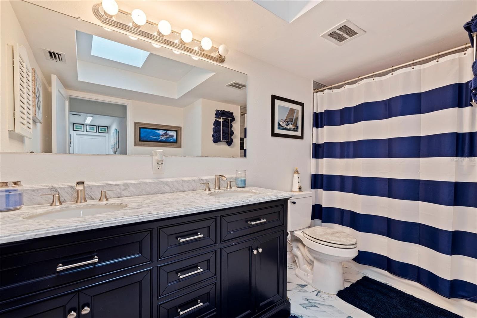 Single Family Residence at 1894 TANGLEWOOD DR NE, ST PETERSBURG, photo 25 of 58