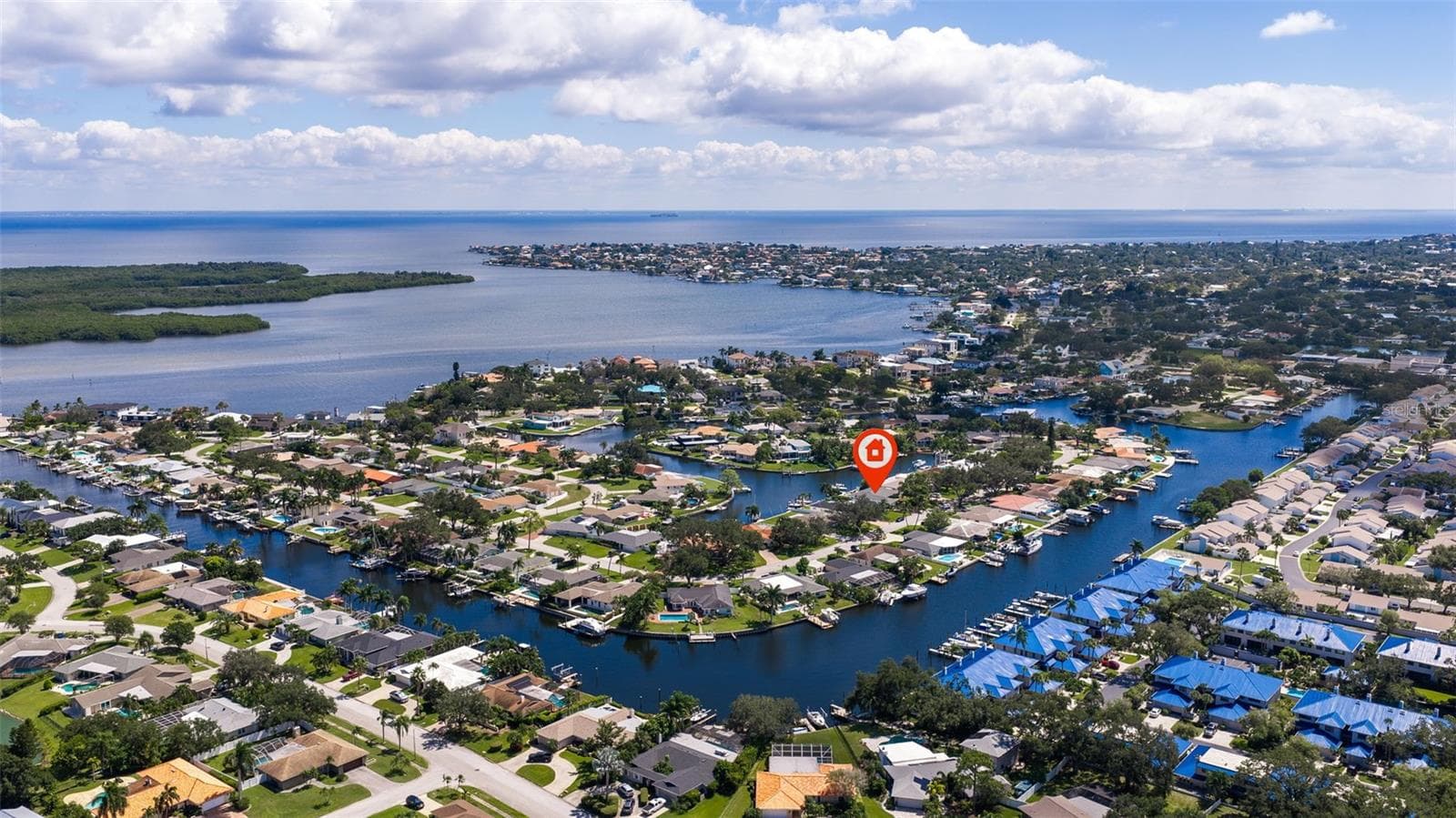 Single Family Residence at 1894 TANGLEWOOD DR NE, ST PETERSBURG, photo 46 of 58