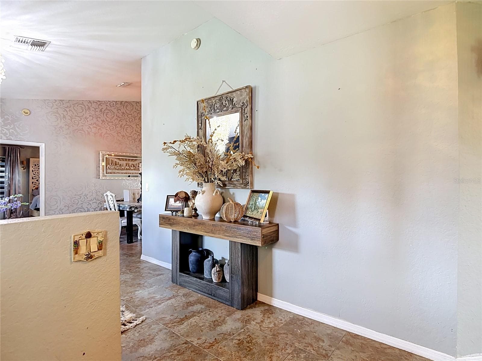 Single Family Residence at 4119 CASTLE AVE, SPRING HILL, photo 8 of 64