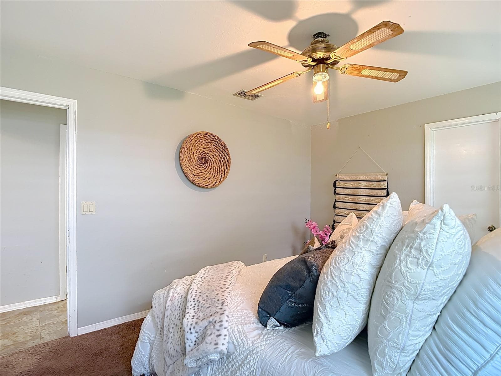 Single Family Residence at 4119 CASTLE AVE, SPRING HILL, photo 40 of 64