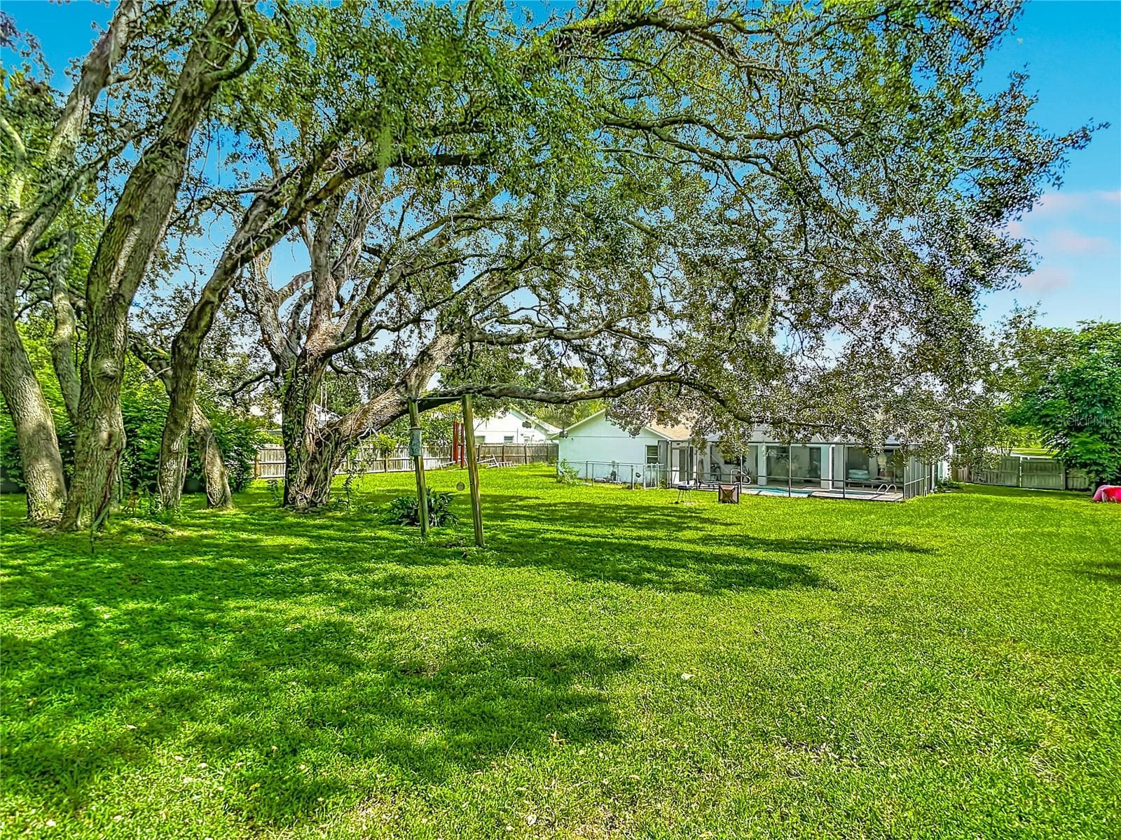 Single Family Residence at 4119 CASTLE AVE, SPRING HILL, photo 54 of 64