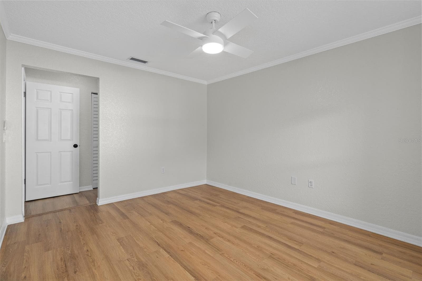 Primary Suite with built in closet and walk in closet - 7924 HARDWICK DR #617, NEW PORT RICHEY