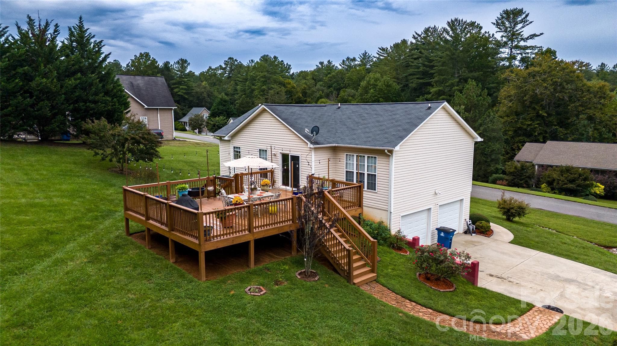 Single Family Residence at 142 Doe Run, Morganton, photo 31 of 34