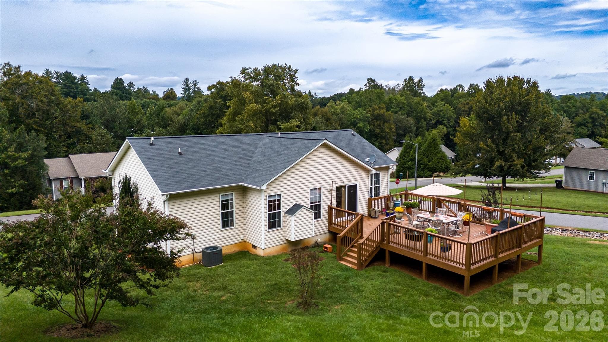 Single Family Residence at 142 Doe Run, Morganton, photo 32 of 34