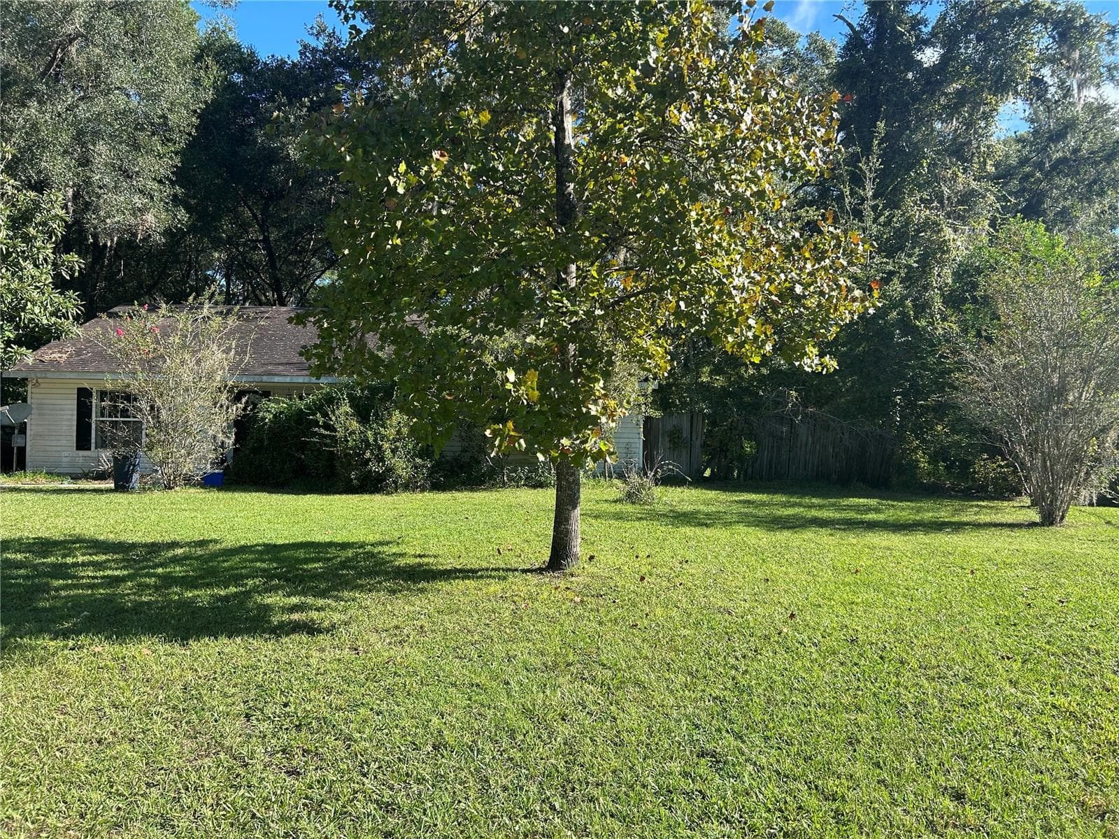 608 NW 9TH CT
