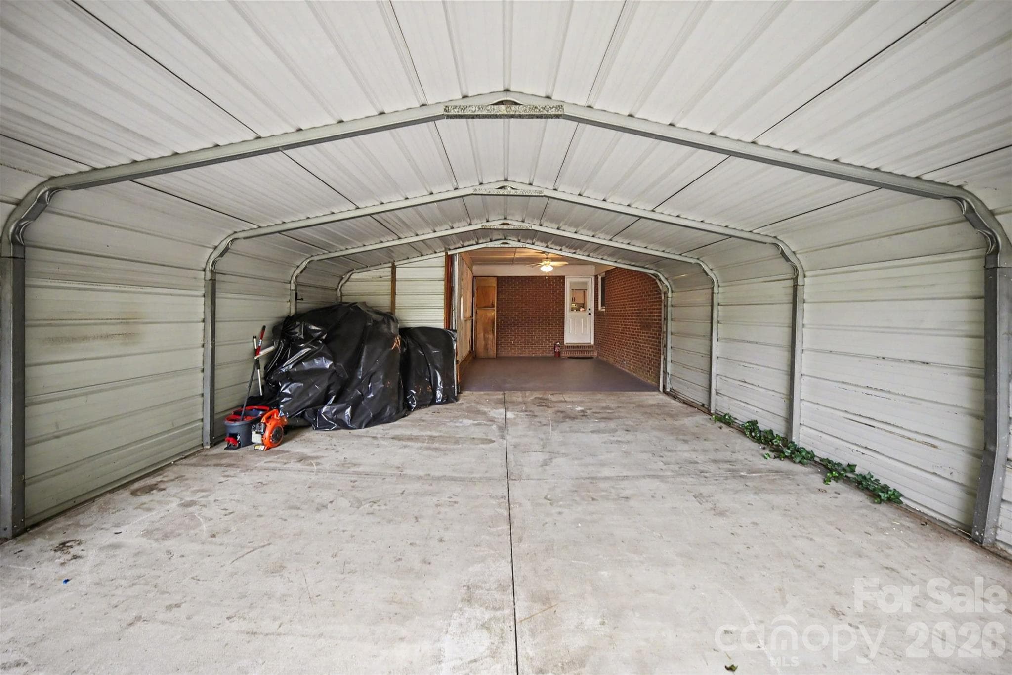 Single Family Residence at 1308 E Stagecoach Trail, Lawndale, photo 5 of 30