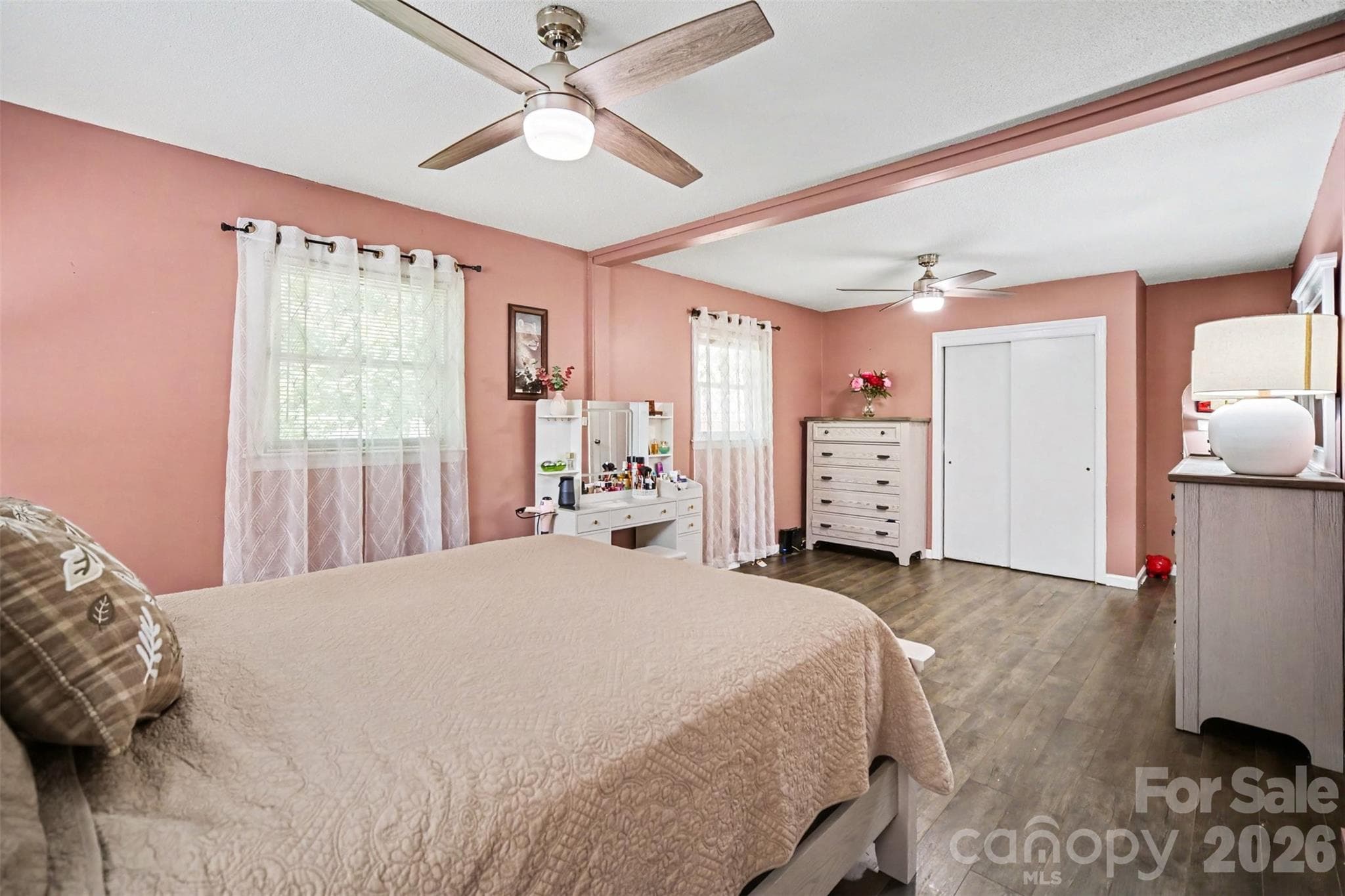 Single Family Residence at 1308 E Stagecoach Trail, Lawndale, photo 17 of 30