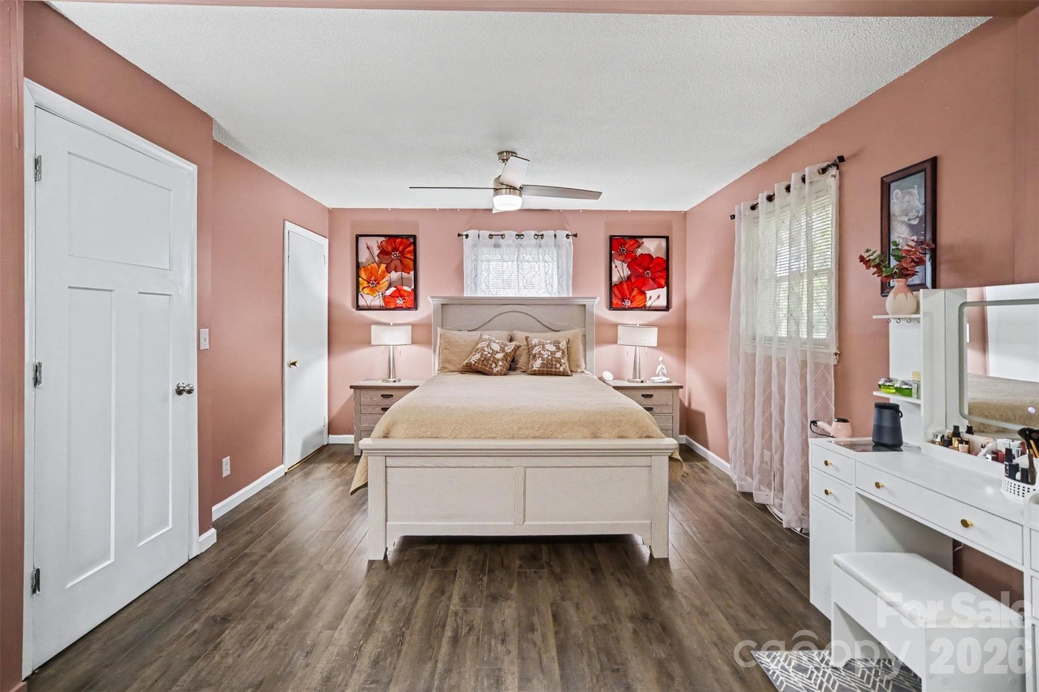 Single Family Residence at 1308 E Stagecoach Trail, Lawndale, photo 18 of 30