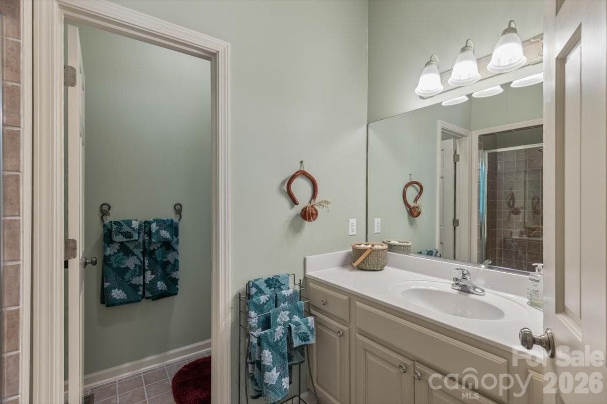 Single Family Residence at 21 Crescent Trail, Highlands, photo 31 of 46