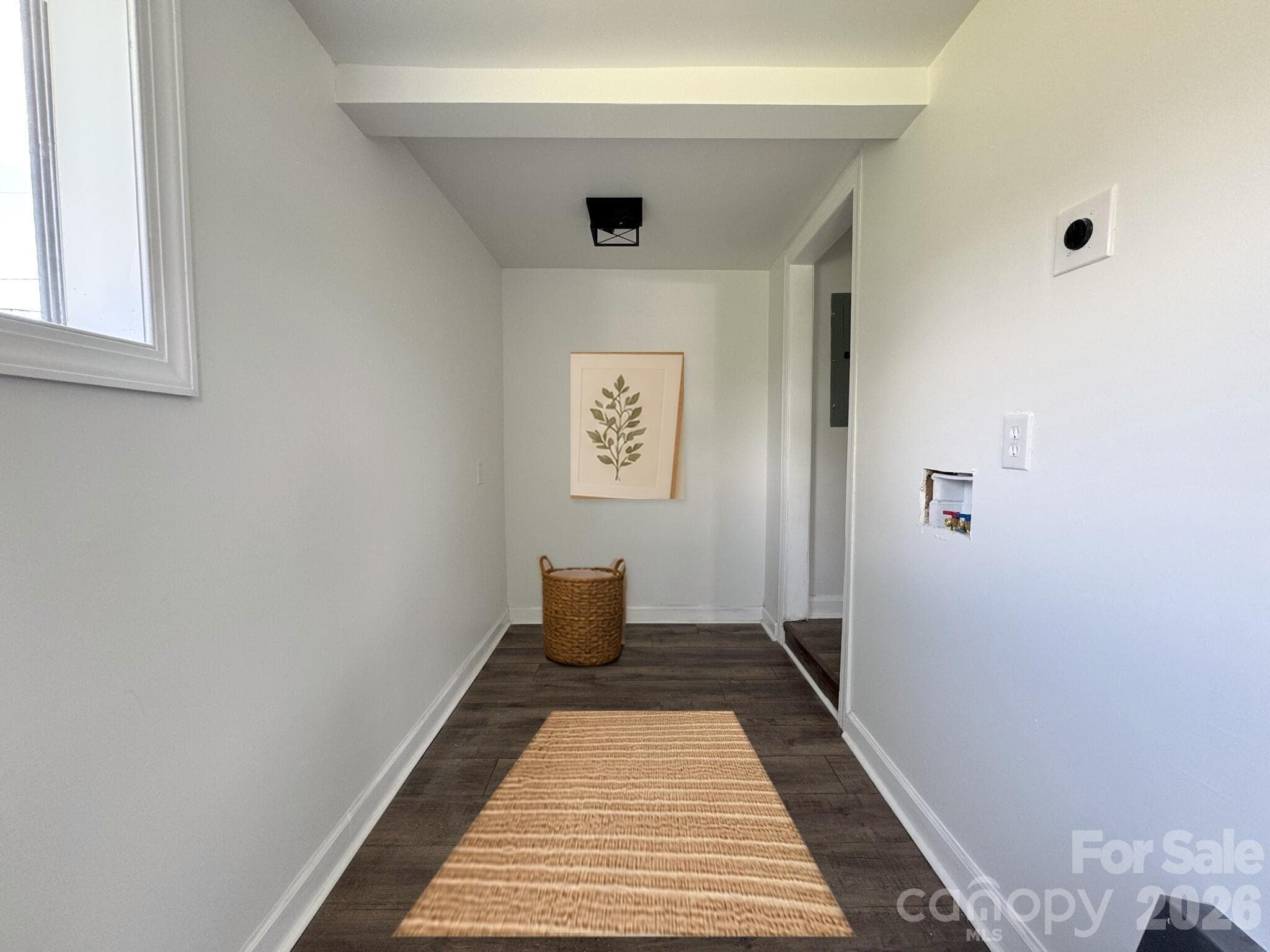 Single Family Residence at 142 S Ervin Avenue, Newton, photo 9 of 10