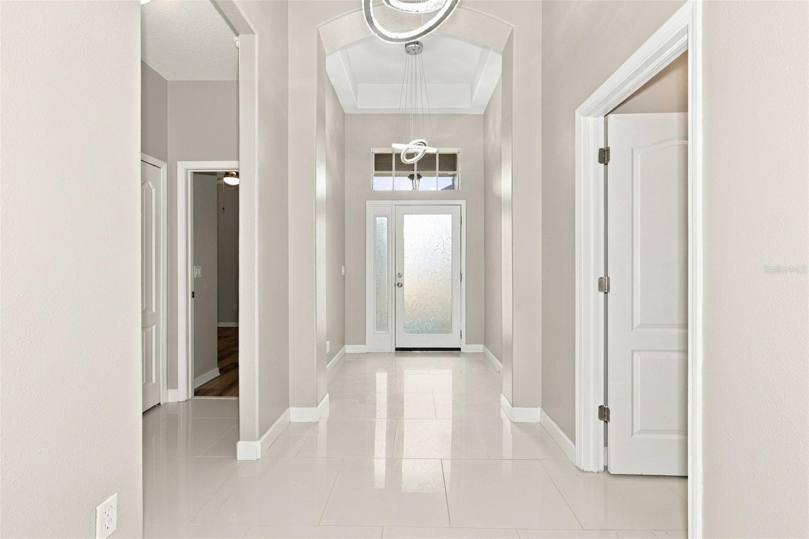 Single Family Residence at 1028 APPIAN PL, WESLEY CHAPEL, photo 5 of 43