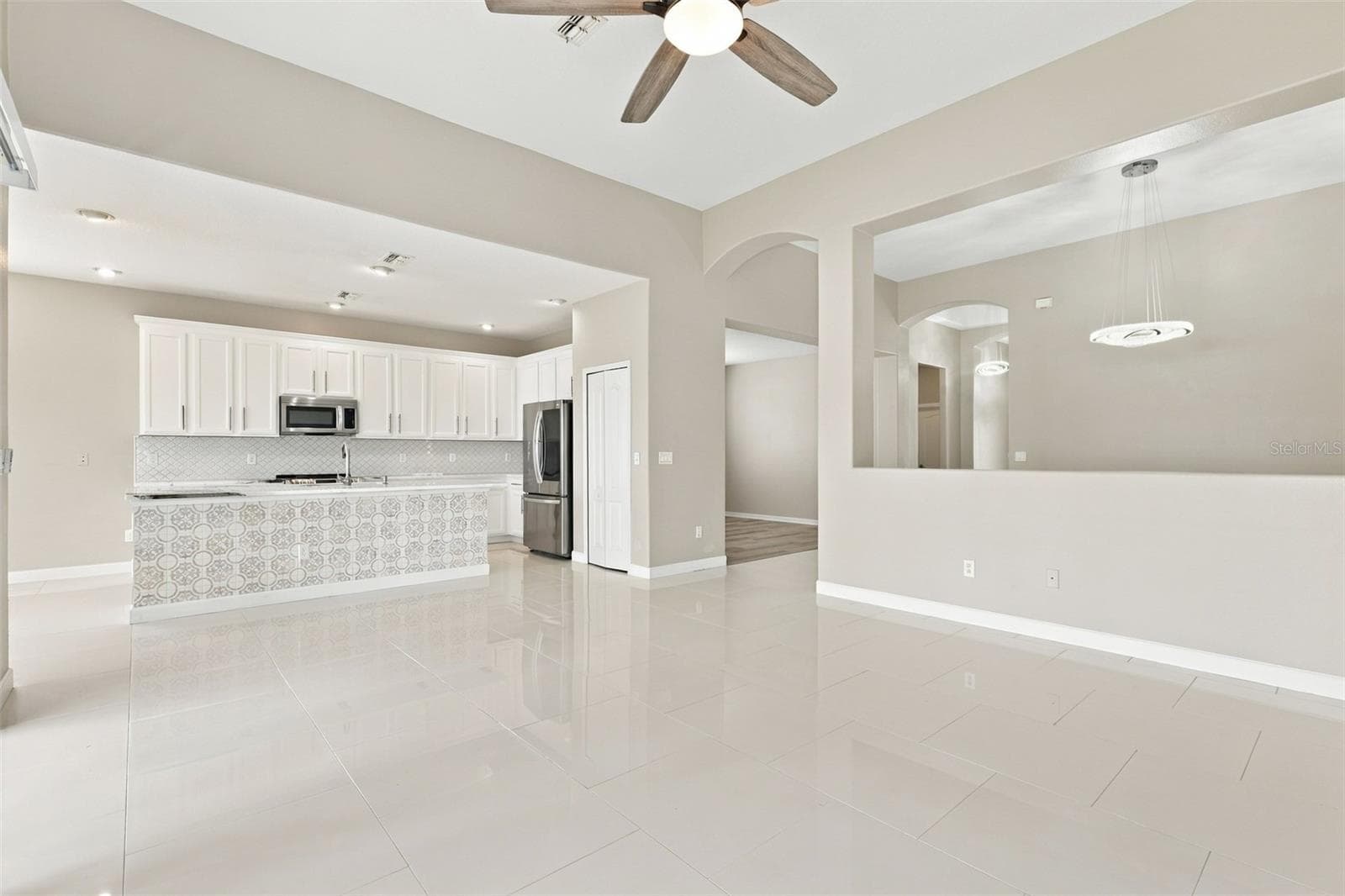 Single Family Residence at 1028 APPIAN PL, WESLEY CHAPEL, photo 11 of 43