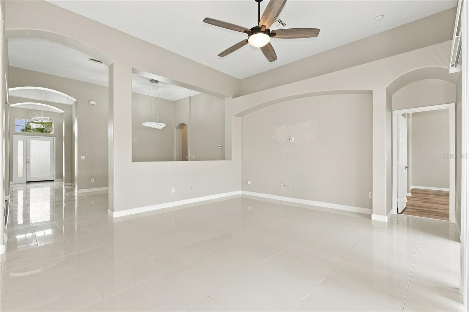 Single Family Residence at 1028 APPIAN PL, WESLEY CHAPEL, photo 12 of 43