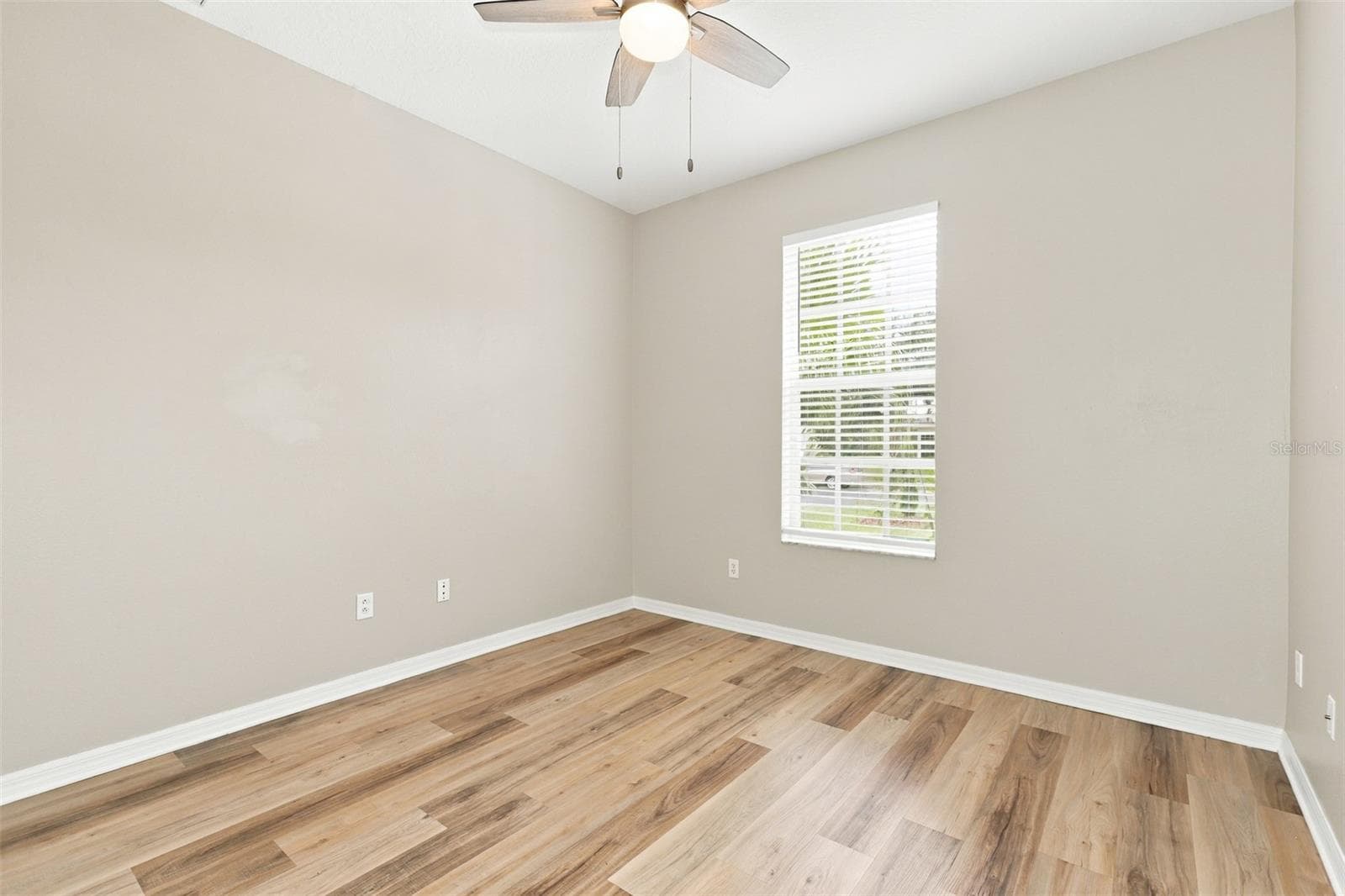 Single Family Residence at 1028 APPIAN PL, WESLEY CHAPEL, photo 30 of 43