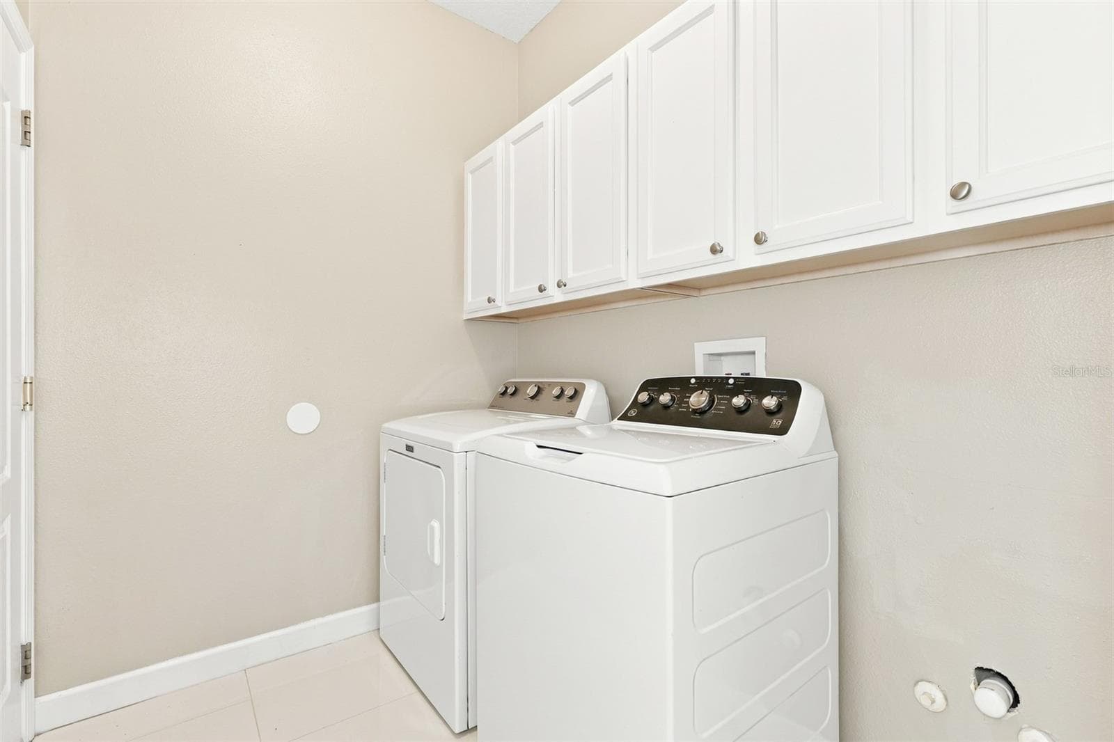 Single Family Residence at 1028 APPIAN PL, WESLEY CHAPEL, photo 41 of 43