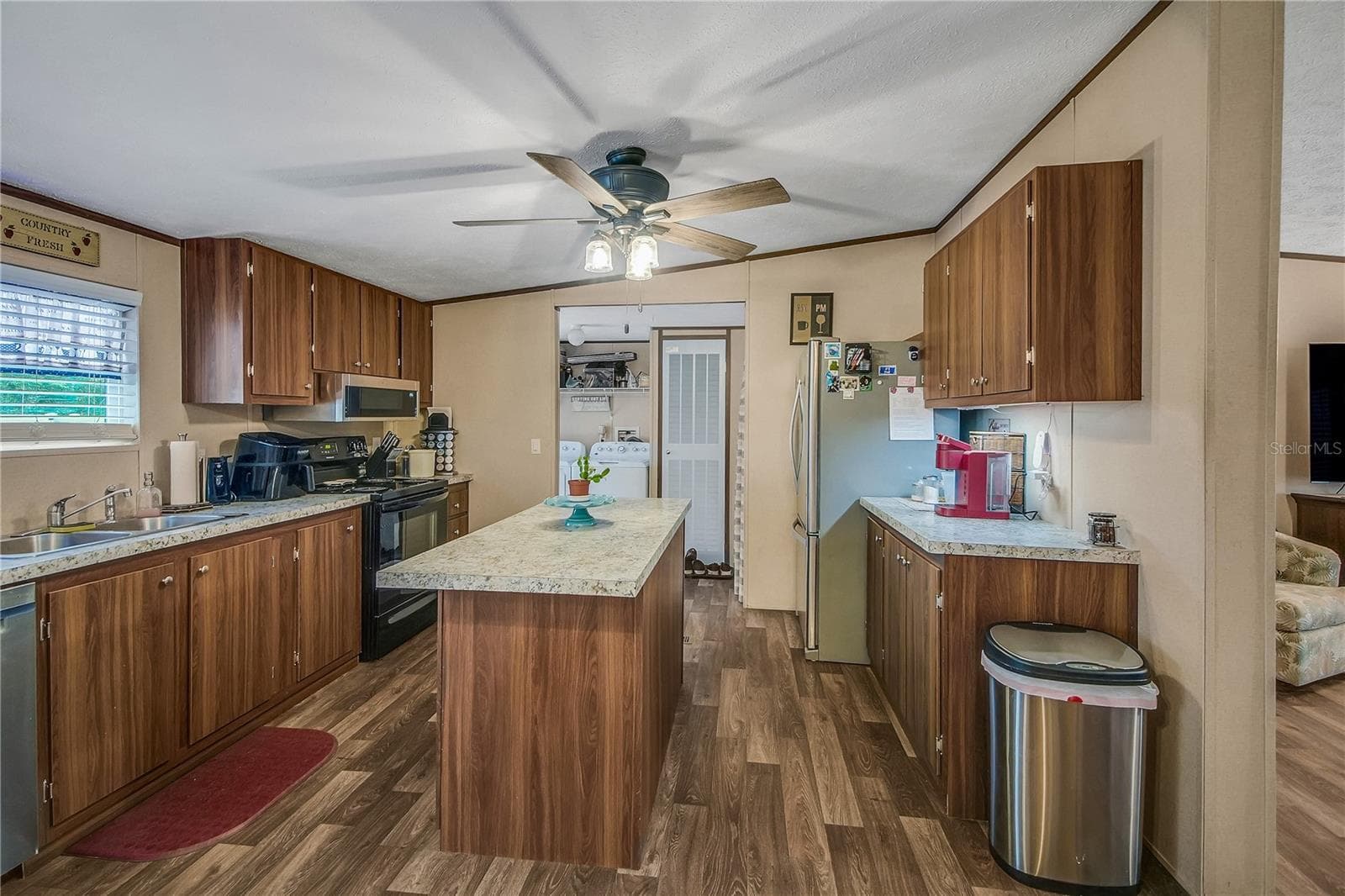 Manufactured Home at 15068 SE 105TH AVE, SUMMERFIELD, photo 13 of 36