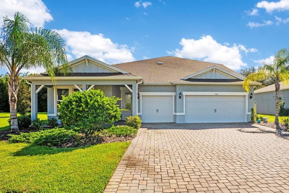 704 FOX EDGE CT