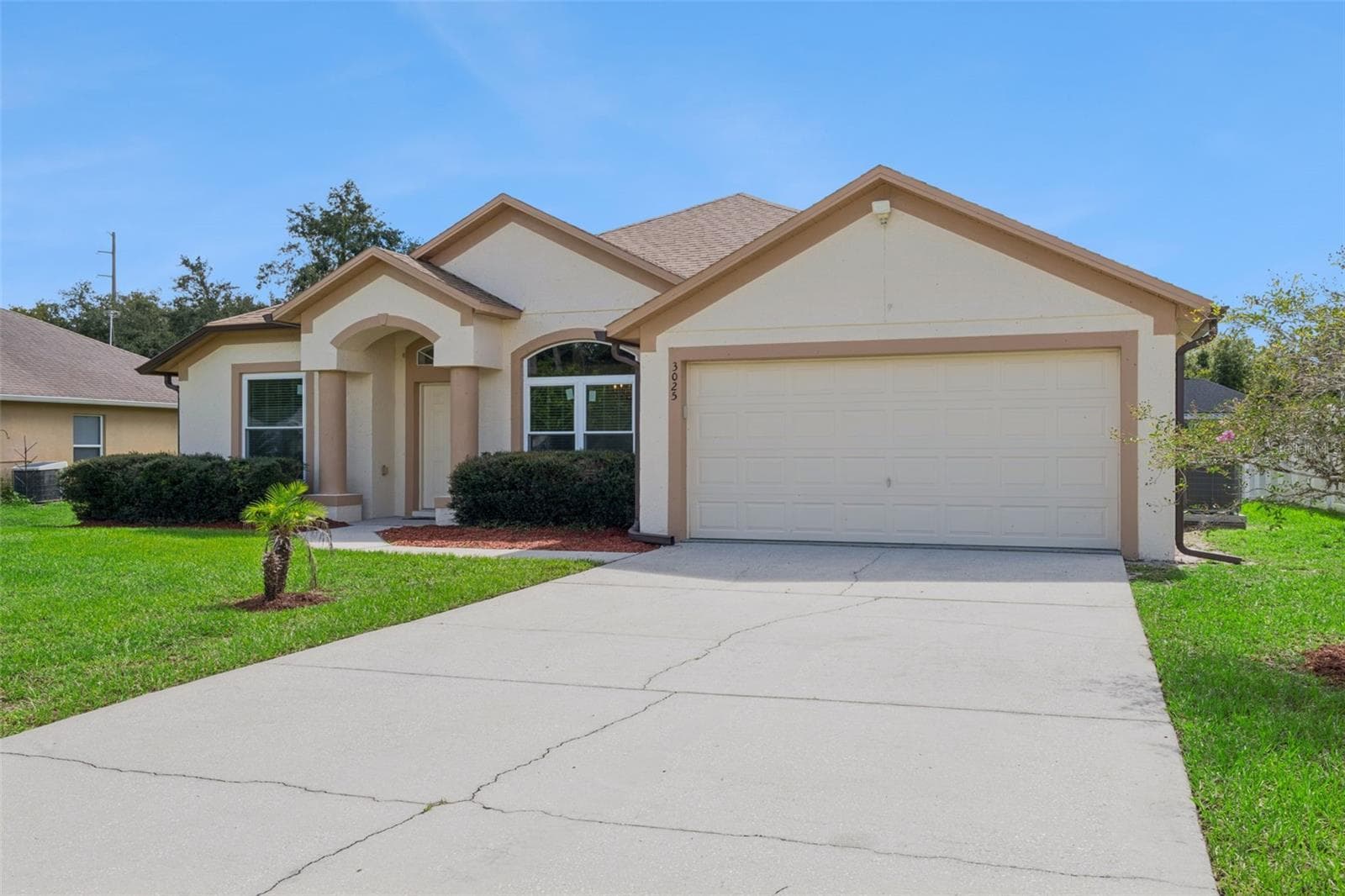 Single Family Residence at 3025 FAYSON CIR, DELTONA, photo 5 of 46