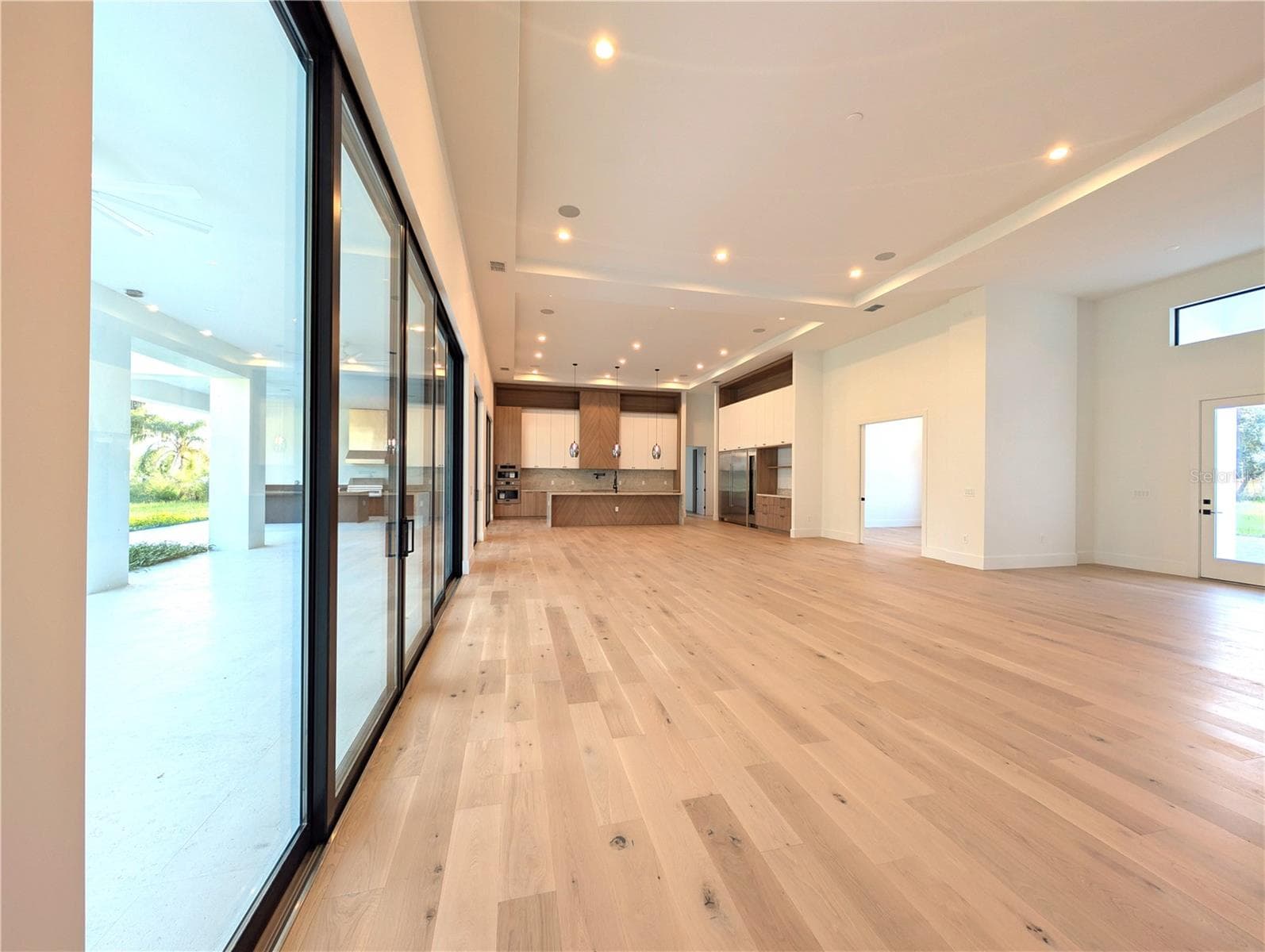 Single Family Residence at 7240 LAKE WILLIS, ORLANDO, photo 5 of 70