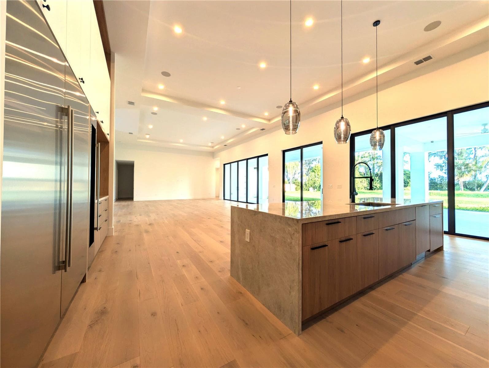 Single Family Residence at 7240 LAKE WILLIS, ORLANDO, photo 10 of 70