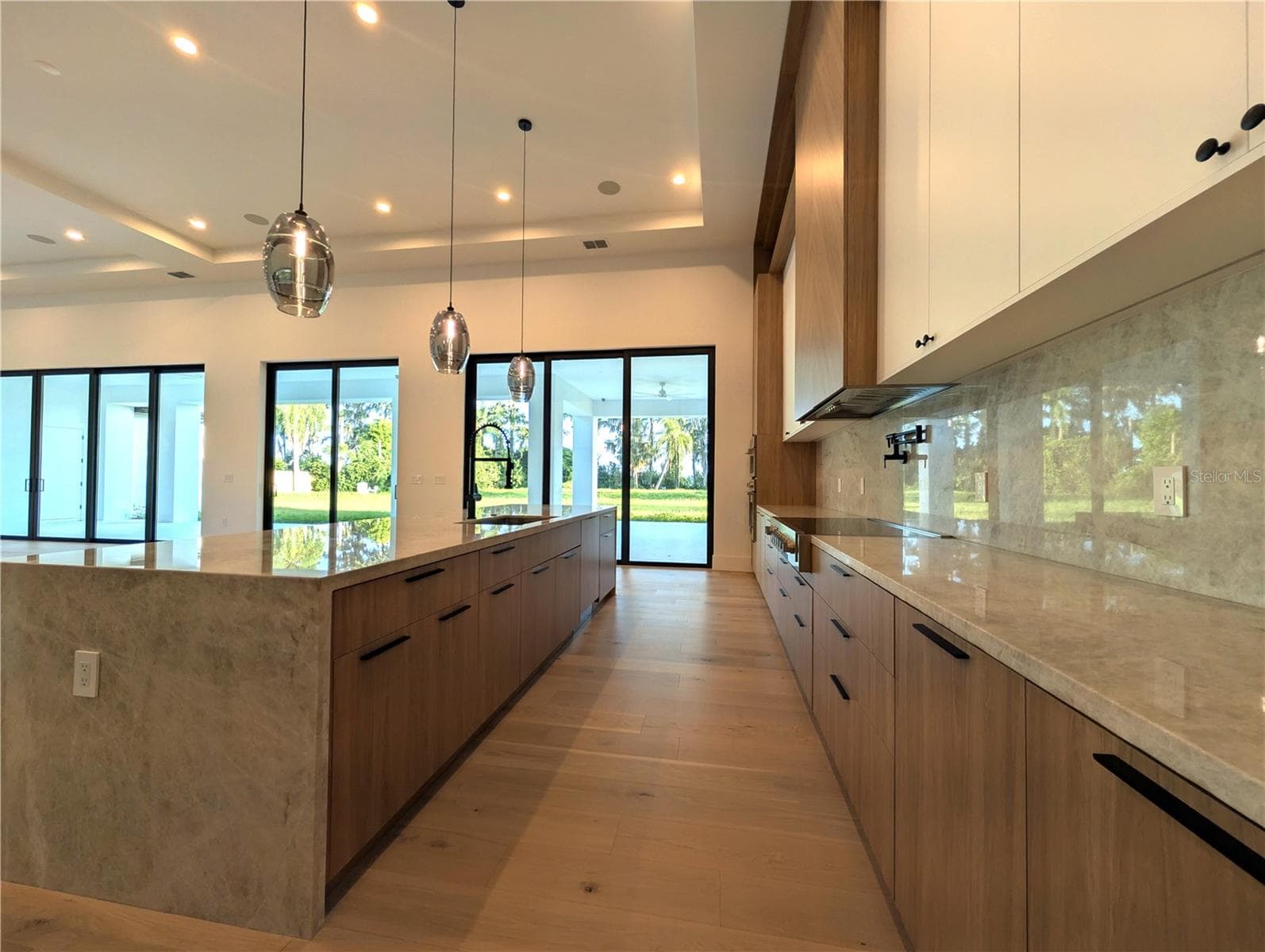 Single Family Residence at 7240 LAKE WILLIS, ORLANDO, photo 11 of 70