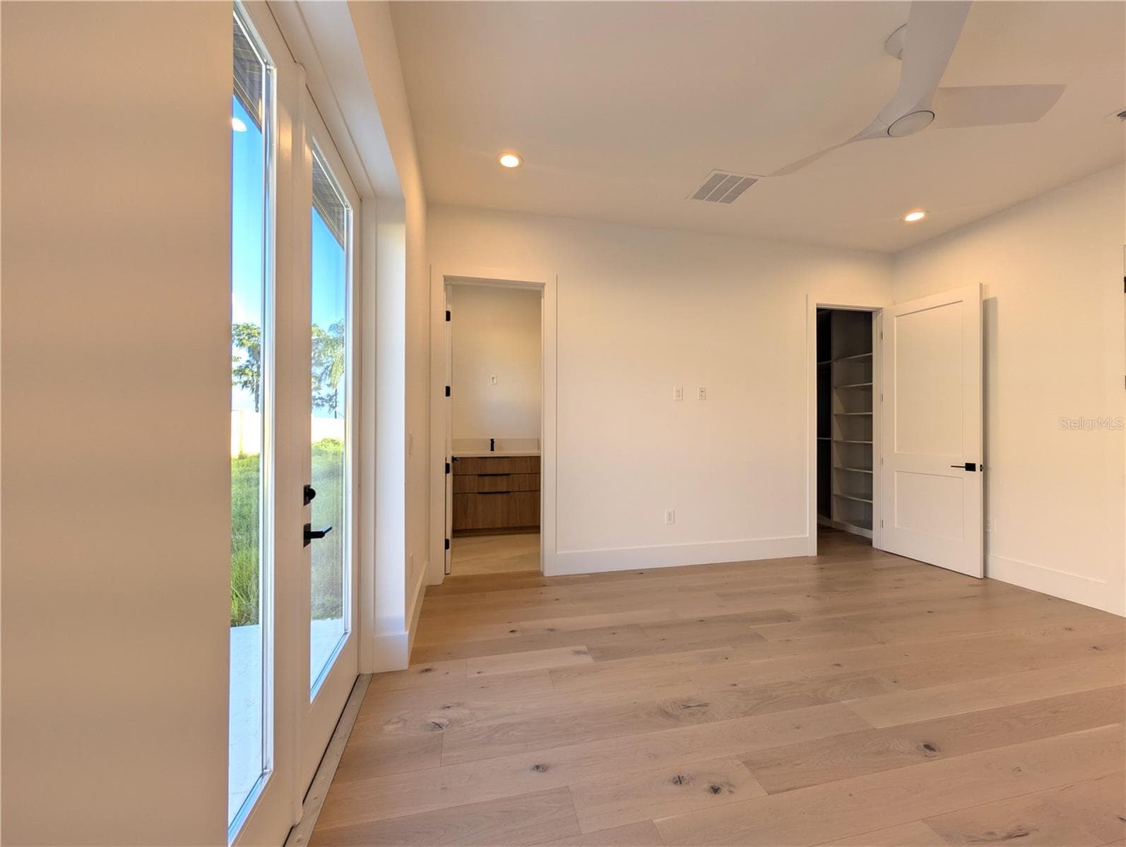 Single Family Residence at 7240 LAKE WILLIS, ORLANDO, photo 27 of 70