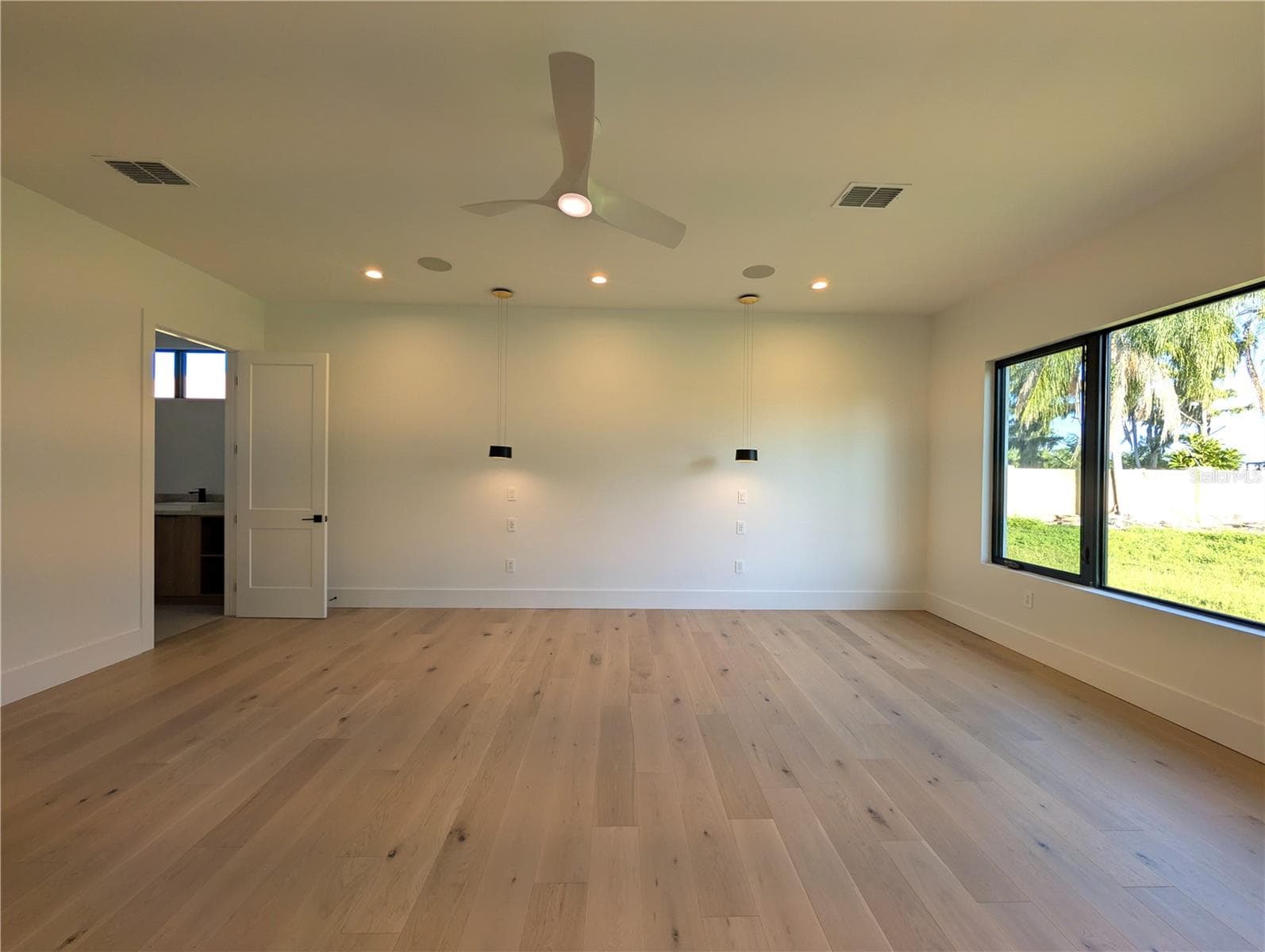 Single Family Residence at 7240 LAKE WILLIS, ORLANDO, photo 32 of 70