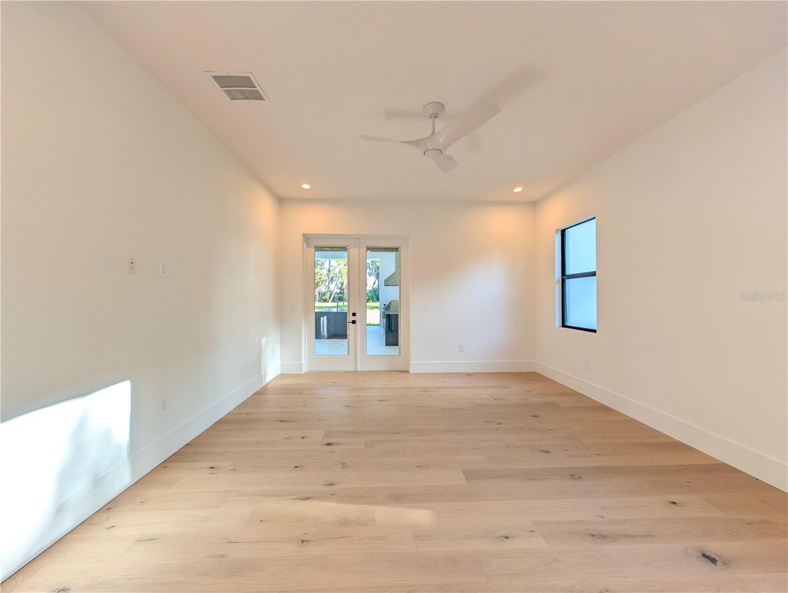 Single Family Residence at 7240 LAKE WILLIS, ORLANDO, photo 43 of 70