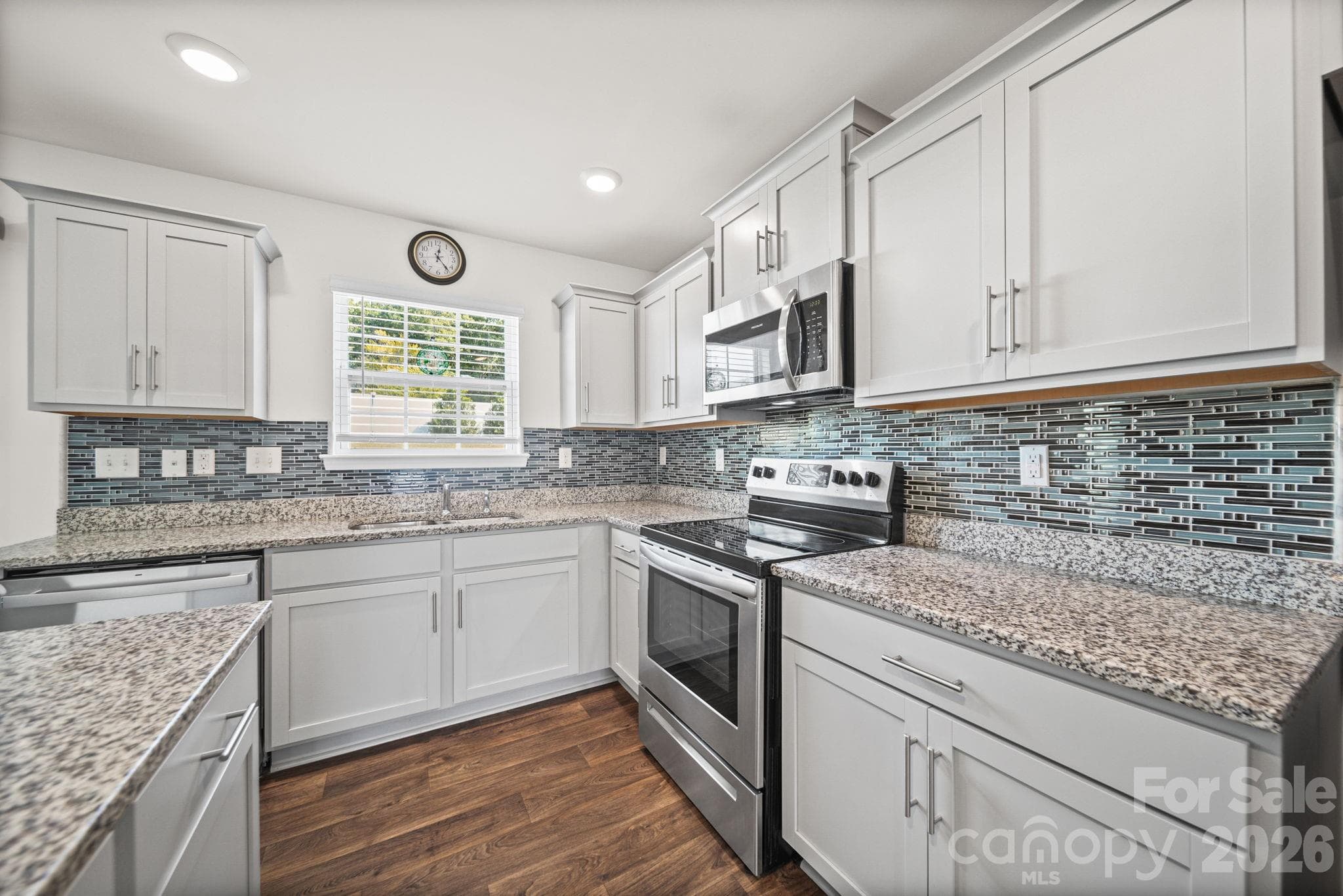 Single Family Residence at 217 Brenett Francis Court, Charlotte, photo 8 of 26