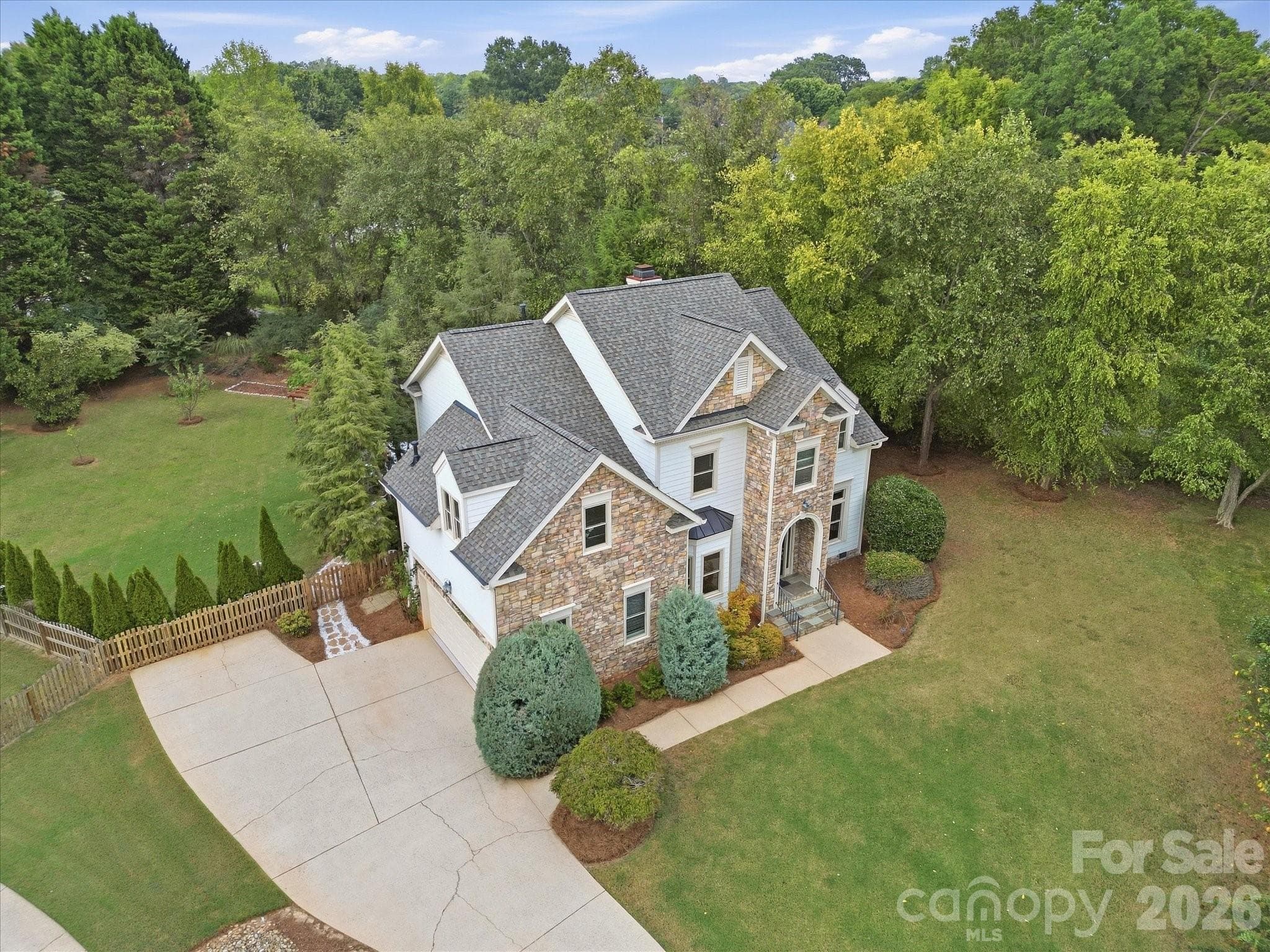 Single Family Residence at 123 Topsail Place, Mooresville, photo 44 of 48
